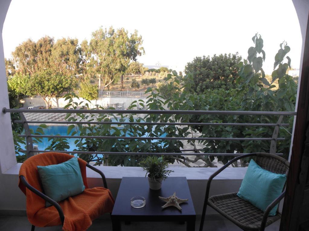 Hotel Areti Kamari (Santorini)