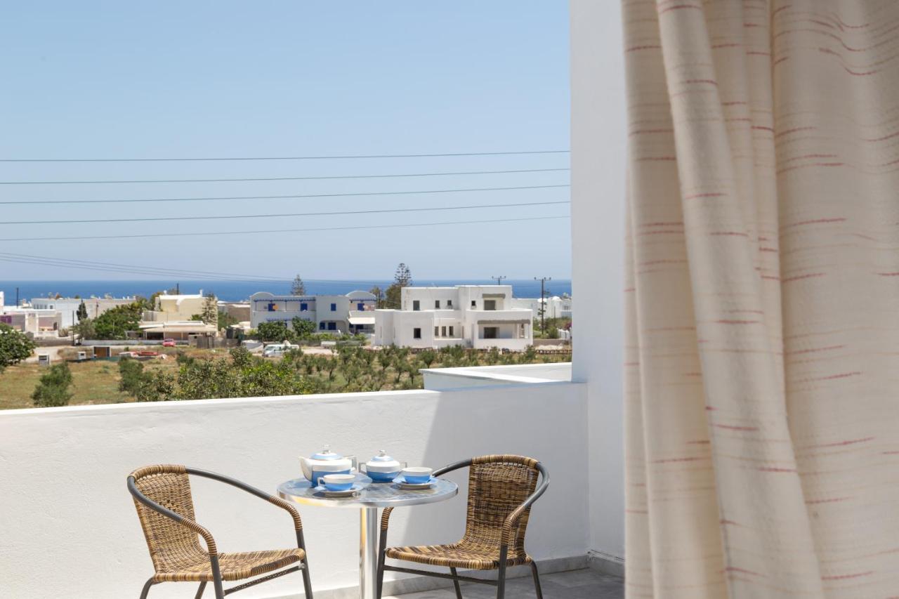 Areti Hotel Kamari (Santorini)